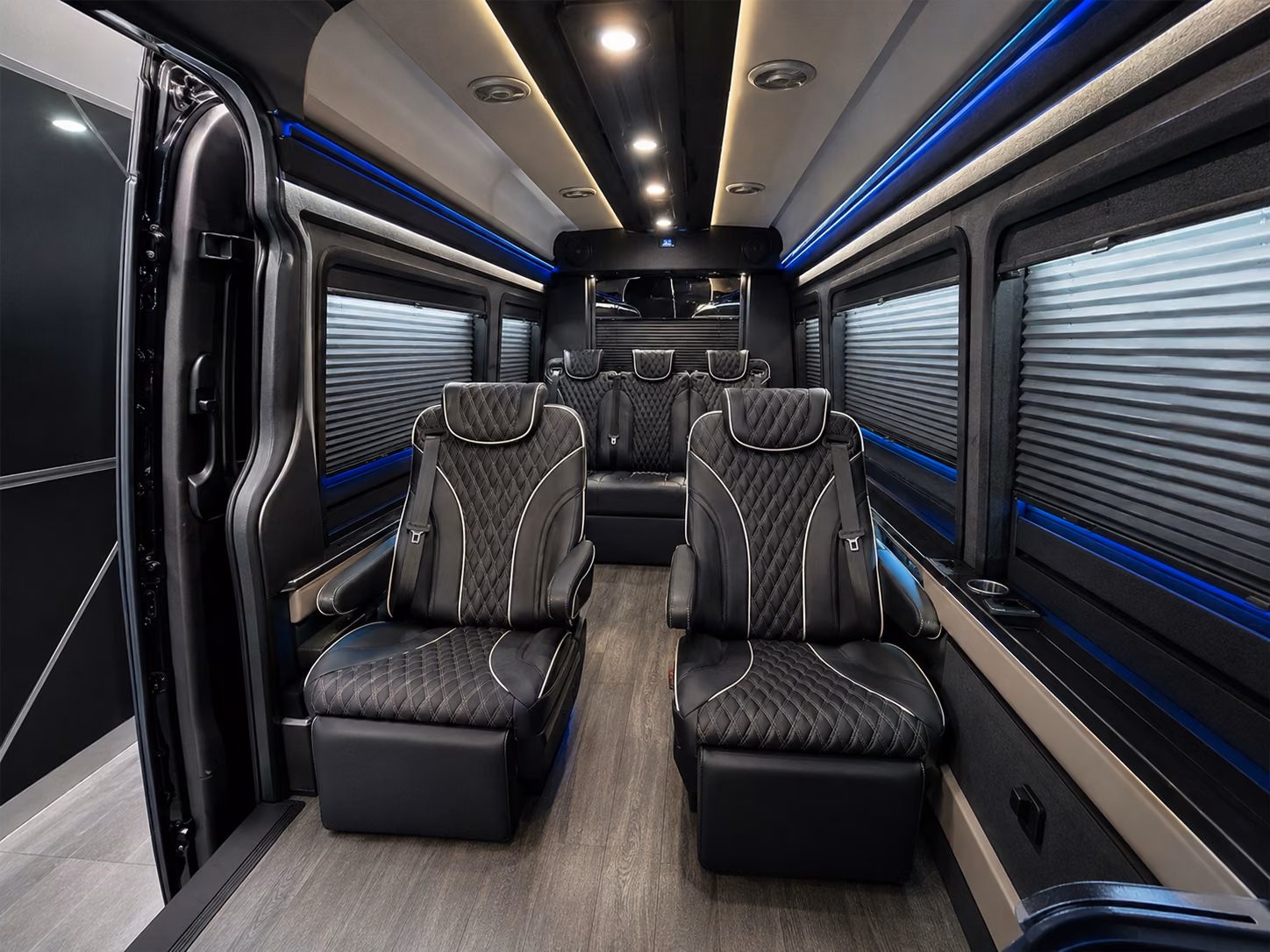 bus rentals for warehouse and distribution groups near piscataway